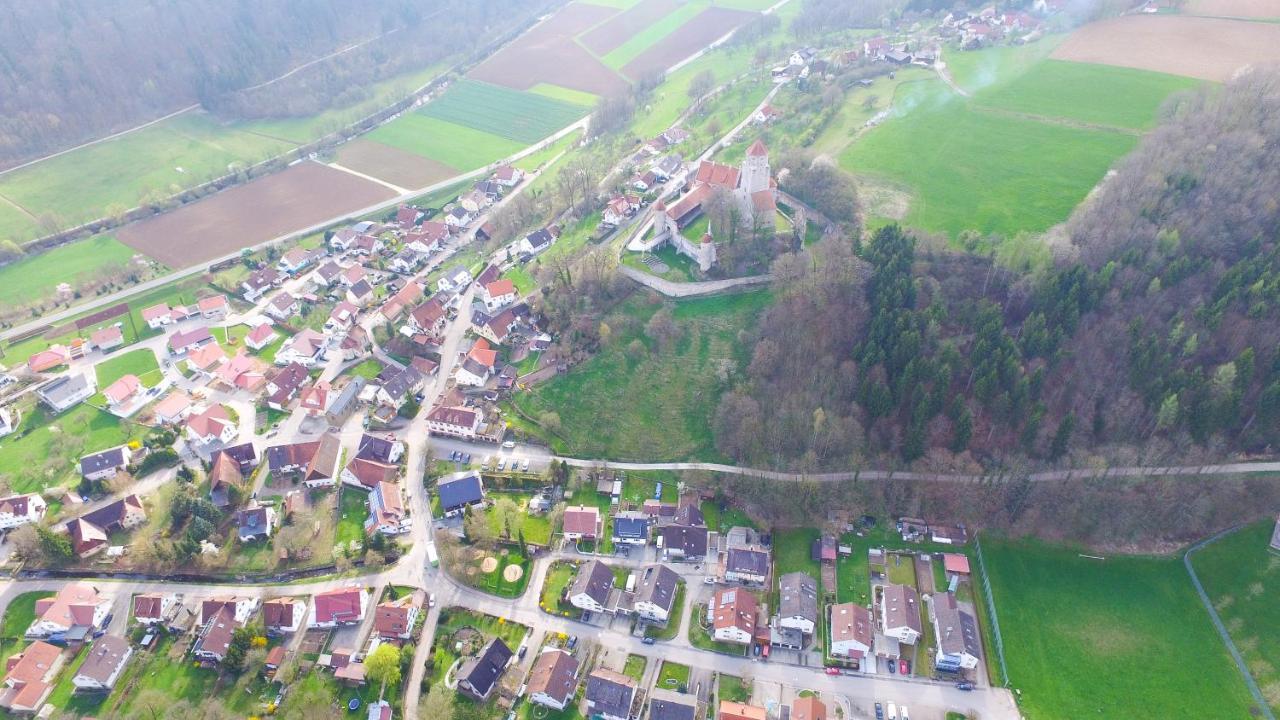 Landgasthof Falken Huttlingen Ngoại thất bức ảnh
